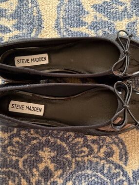 Steve Madden Black Patent Ballet Heeled Flats